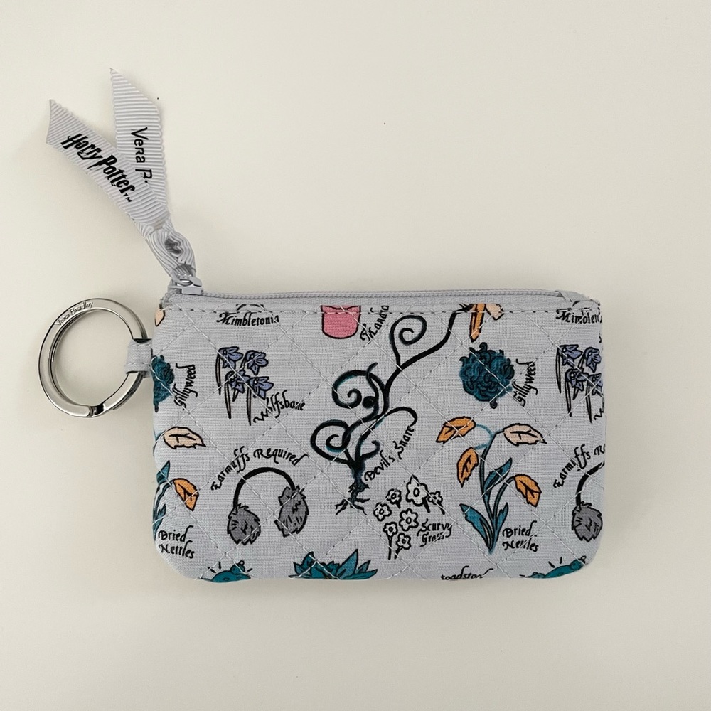 Vera Bradley x Harry Potter Deluxe Zip ID Case